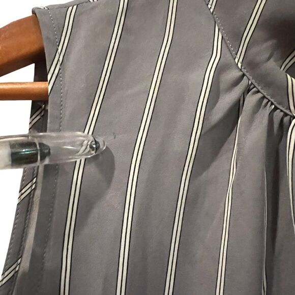 3 for $30! Ann Taylor striped tank top. Size medium - Picture 7 of 7